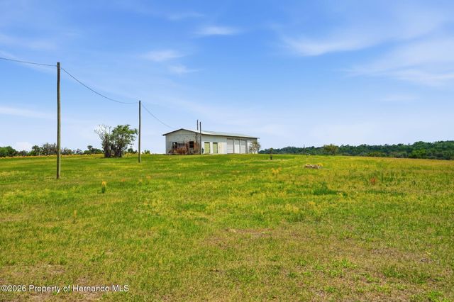 18610 Townsend House Road, Dade City, FL 33523