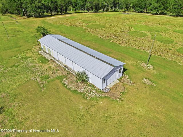 18610 Townsend House Road, Dade City, FL 33523