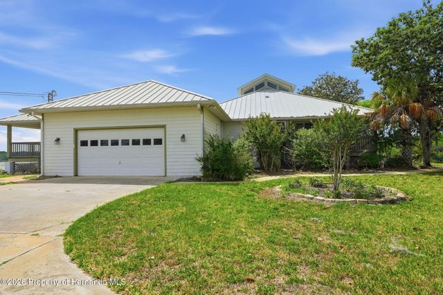 18610 Townsend House Road, Dade City, FL 33523