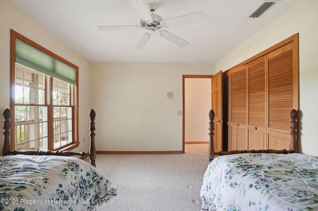 18610 Townsend House Road, Dade City, FL 33523