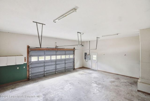 18610 Townsend House Road, Dade City, FL 33523