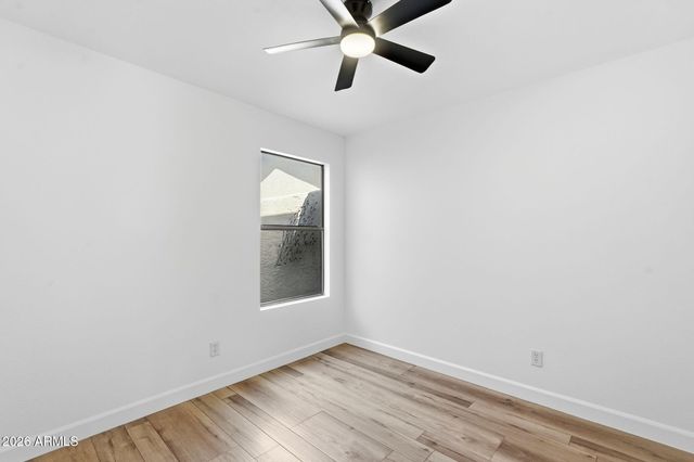 4366 E SANDIA Street, Phoenix, AZ 85044