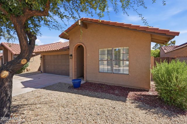 4366 E SANDIA Street, Phoenix, AZ 85044