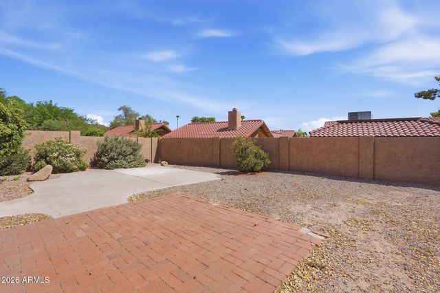 4366 E SANDIA Street, Phoenix, AZ 85044