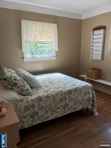 145 Lohs Place, Harrington Park, NJ 07640