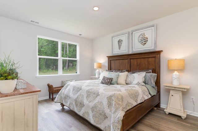328 Hadley Springs Ave, Longs, SC 29568