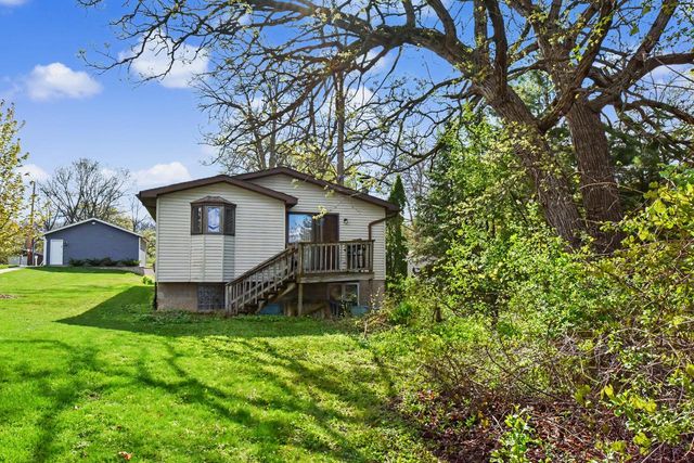6602 Channel ROAD, Waterford, WI 53185