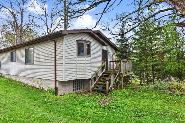 6602 Channel ROAD, Waterford, WI 53185
