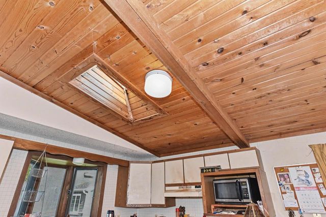 6602 Channel ROAD, Waterford, WI 53185