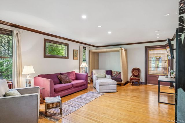 54 Palmer Terrace, Sag Harbor, NY 11963