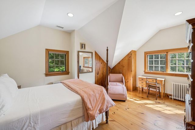 54 Palmer Terrace, Sag Harbor, NY 11963