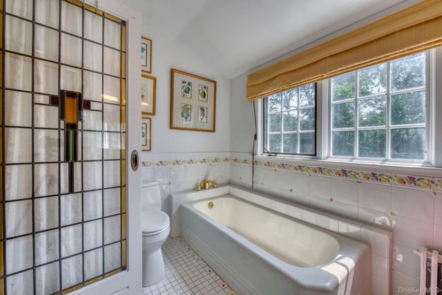 54 Palmer Terrace, Sag Harbor, NY 11963