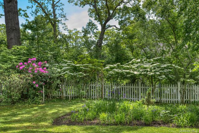 54 Palmer Terrace, Sag Harbor, NY 11963