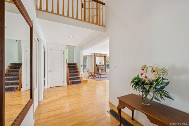 54 Palmer Terrace, Sag Harbor, NY 11963