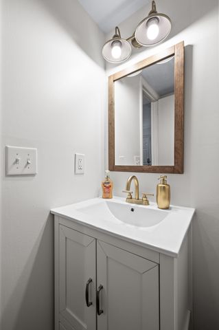 141 Colemont Dr, Antioch, TN 37013