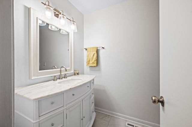 141 Colemont Dr, Antioch, TN 37013