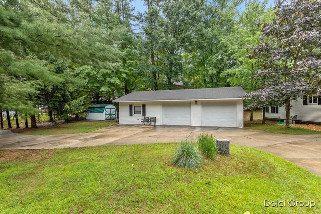 6830 E Carrigan Drive, Newaygo, MI 49337