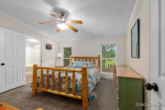 6830 E Carrigan Drive, Newaygo, MI 49337