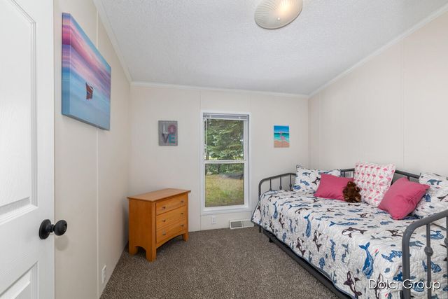 6830 E Carrigan Drive, Newaygo, MI 49337