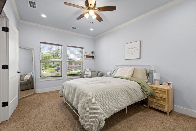 610 W Elm Street, Denison, TX 75020