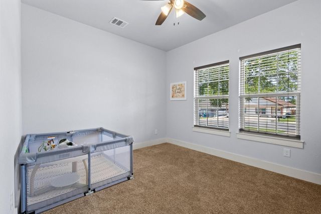 610 W Elm Street, Denison, TX 75020