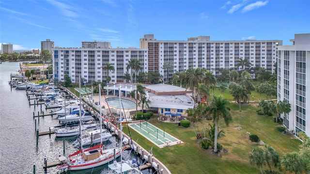 2731 NE 14th Street Cswy 812, Pompano Beach, FL 33062