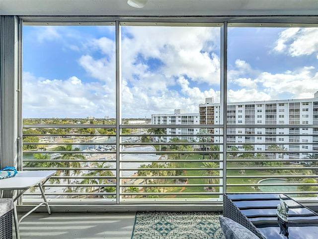 2731 NE 14th Street Cswy 812, Pompano Beach, FL 33062