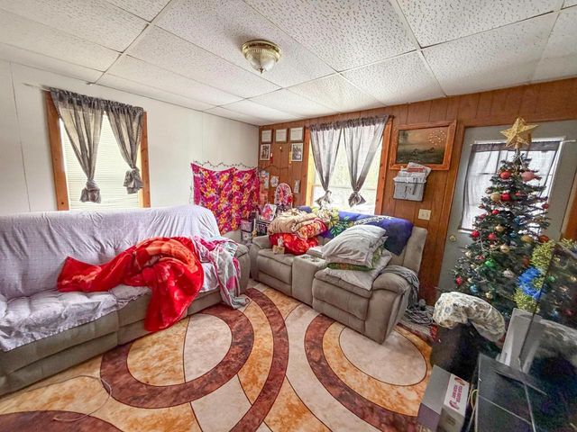 1025 1ST AVENUE, Park Falls, WI 54552