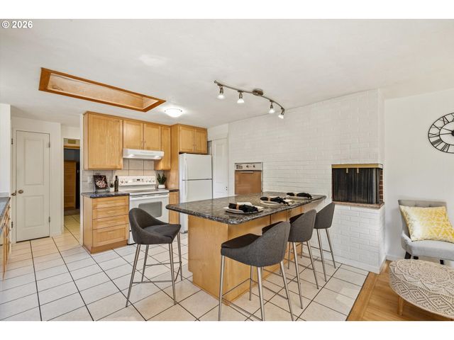 3316 Nw FIRWOOD Dr, Corvallis, OR 97330