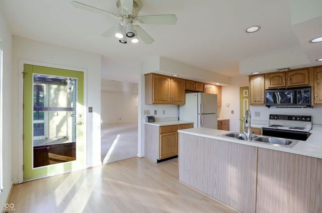 1671 Cloister Drive, Indianapolis, IN 46260