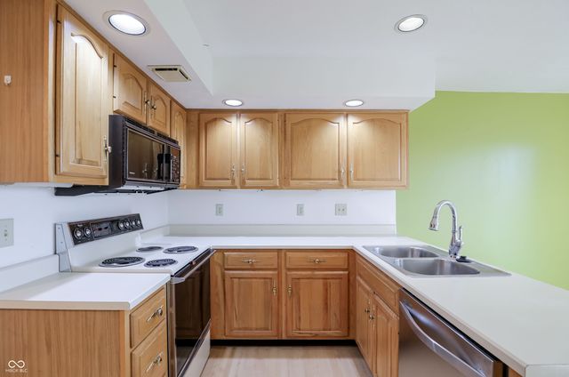 1671 Cloister Drive, Indianapolis, IN 46260