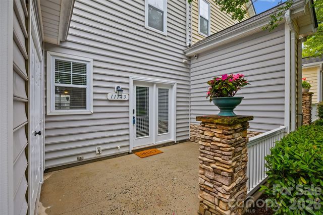 11143 Dundarrach Lane, Charlotte, NC 28277