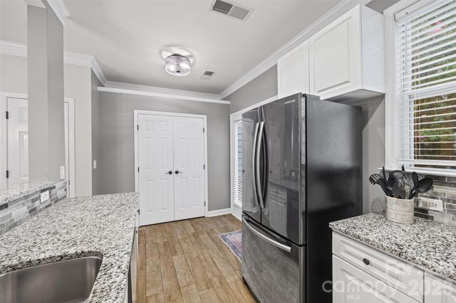 11143 Dundarrach Lane, Charlotte, NC 28277