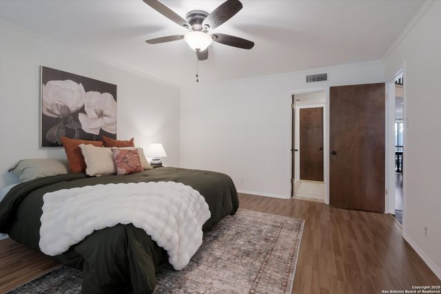 11303 Vance Jackson Rd Apt B3, San Antonio, TX 78230