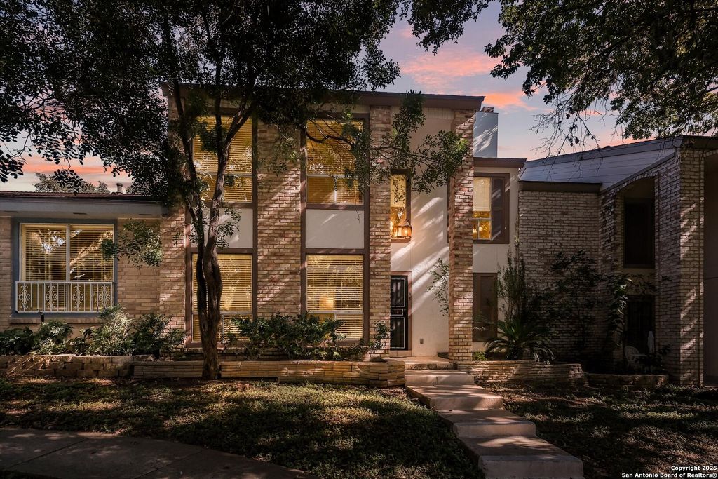 11303 Vance Jackson Rd Apt B3, San Antonio, TX 78230