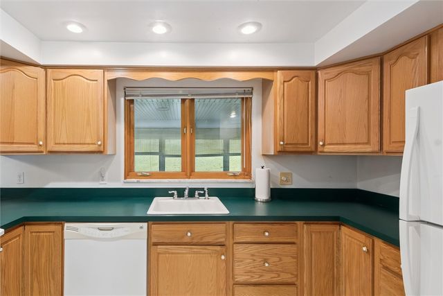 6434 Union Ave, Union Twp, PA 15332