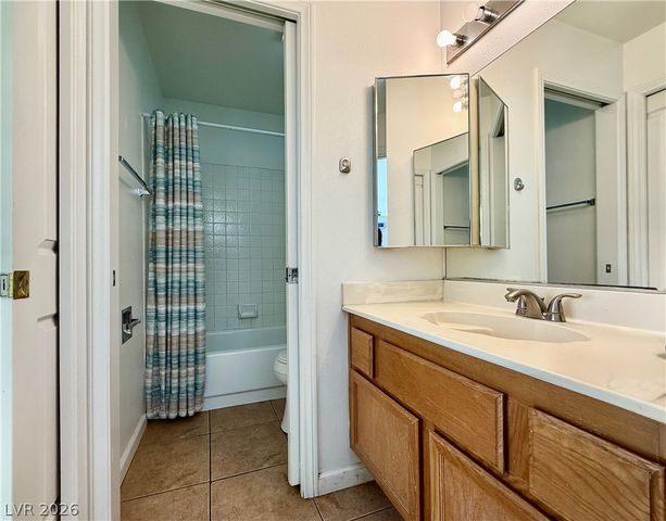 6717 Silvery Avenue, Las Vegas, NV 89108