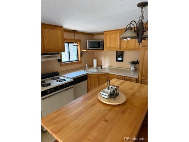 2613 Sleger Rd, Fort Garland, CO 81133