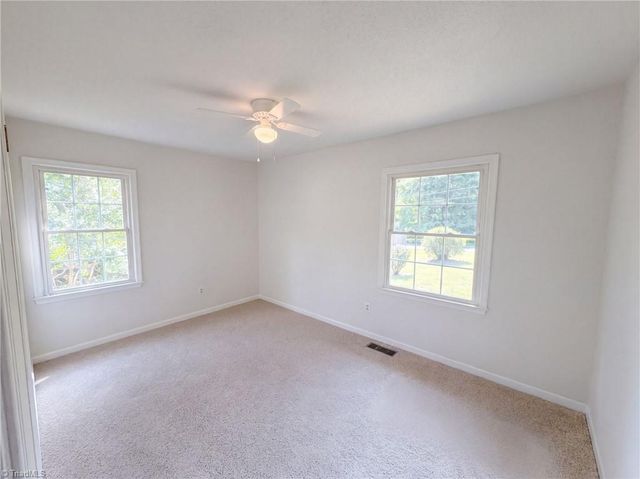 3221 Meadow Lane, Winston-salem, NC 27107