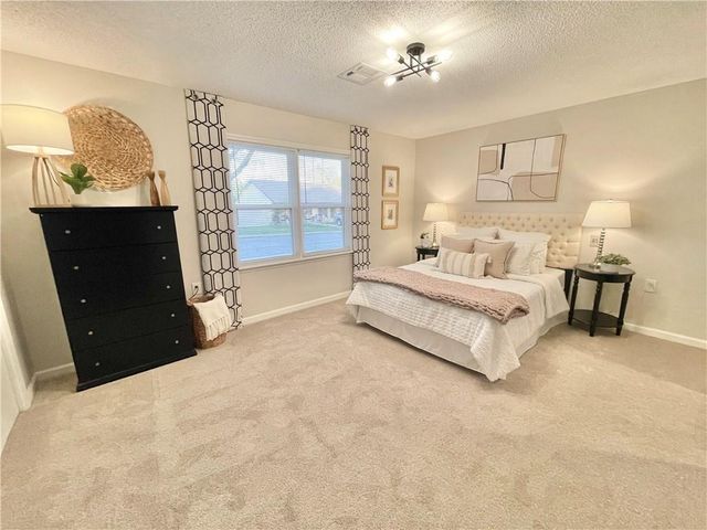 18826 Sunrise Drive, Belton, MO 64012