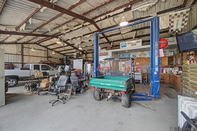 31868 Myers Rd, Denham Springs, LA 70726