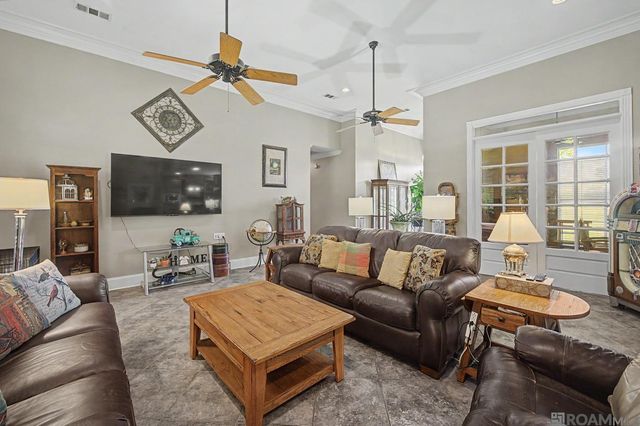 31868 Myers Rd, Denham Springs, LA 70726