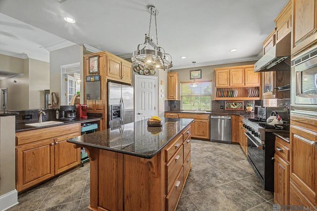 31868 Myers Rd, Denham Springs, LA 70726