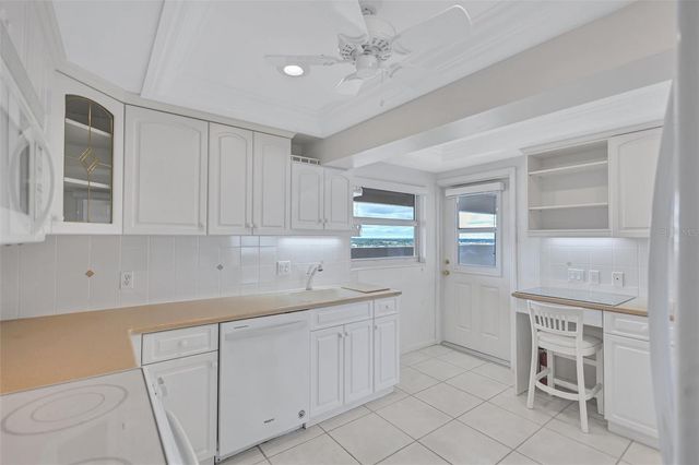 6140 MIDNIGHT PASS ROAD 904, Sarasota, FL 34242