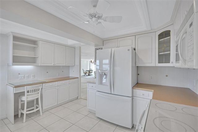 6140 MIDNIGHT PASS ROAD 904, Sarasota, FL 34242