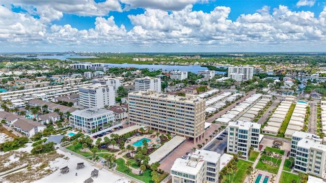6140 MIDNIGHT PASS ROAD 904, Sarasota, FL 34242