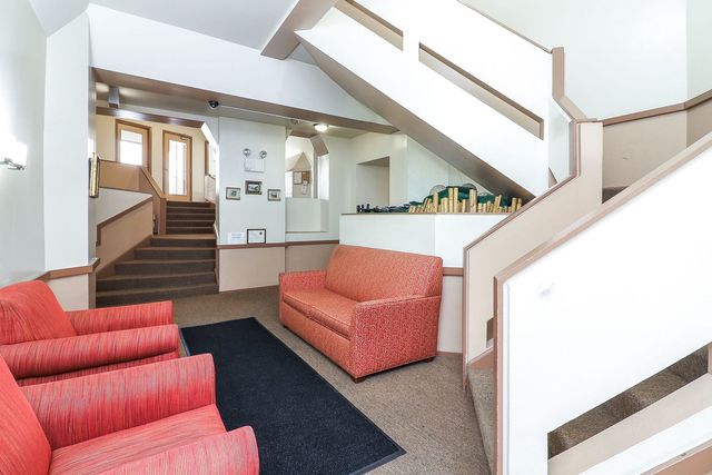 6337 Roosevelt Road 309, Berwyn, IL 60402