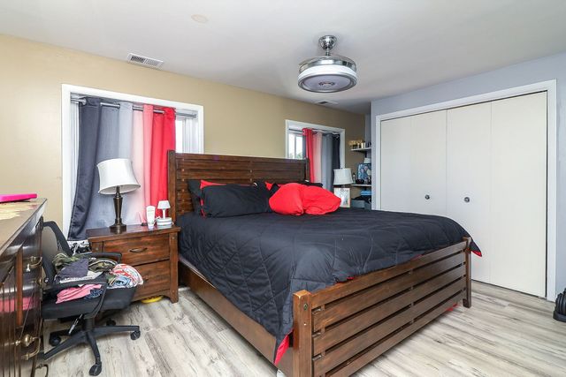 6337 Roosevelt Road 309, Berwyn, IL 60402