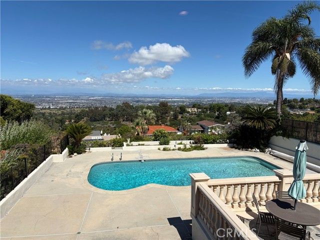 27402 Larchbluff, Rancho Palos Verdes, CA 90275