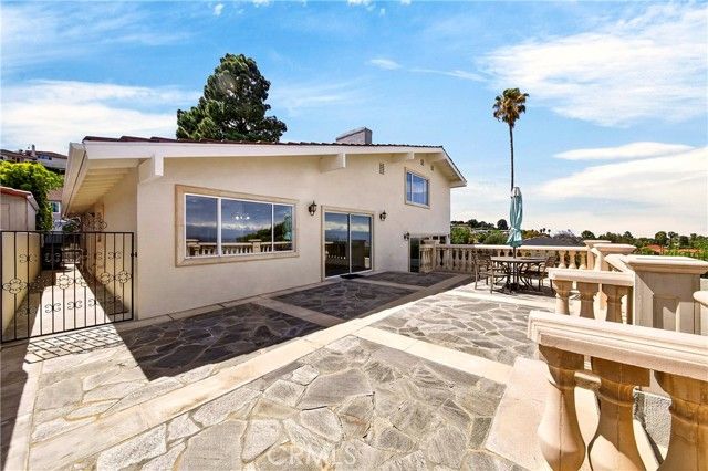 27402 Larchbluff, Rancho Palos Verdes, CA 90275